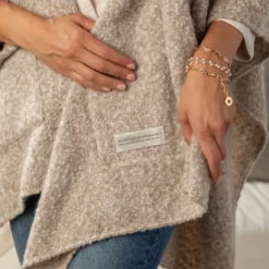 Taupe Remembrance Prayer Shrobe -Hallmark Shop Creamy White and Beige Robe Shawl 1005012882 04